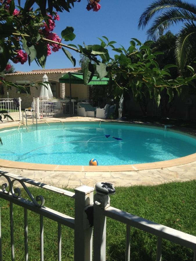 Charmant Studio A Uchaud Exterior foto