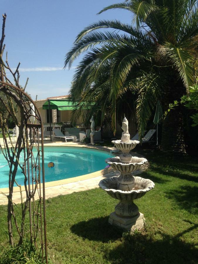 Charmant Studio A Uchaud Exterior foto